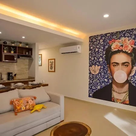 Frida'S Artsy Condo With Own Mural, Outdoor Tub & Rooftop Pool